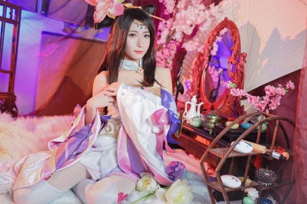 王者荣耀COS少女集第136期美图欣赏：落落大魔王COS【貂蝉绝世舞姬】图片1