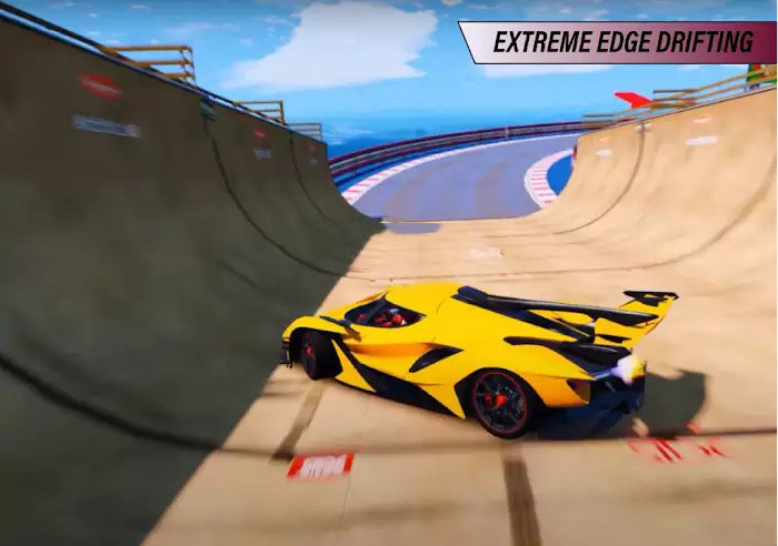 超级英雄巨大斜坡赛车特技游戏手机版（Superhero Mega Ramp Racing Car Stunts）图3: